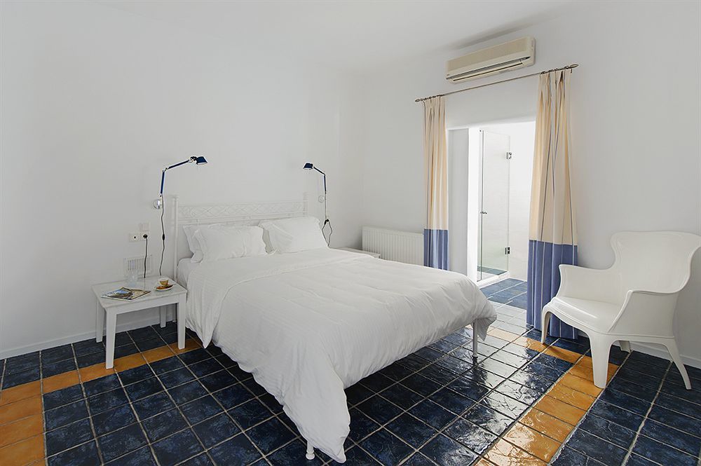 Lilium Hotel Santorini 费拉 外观 照片